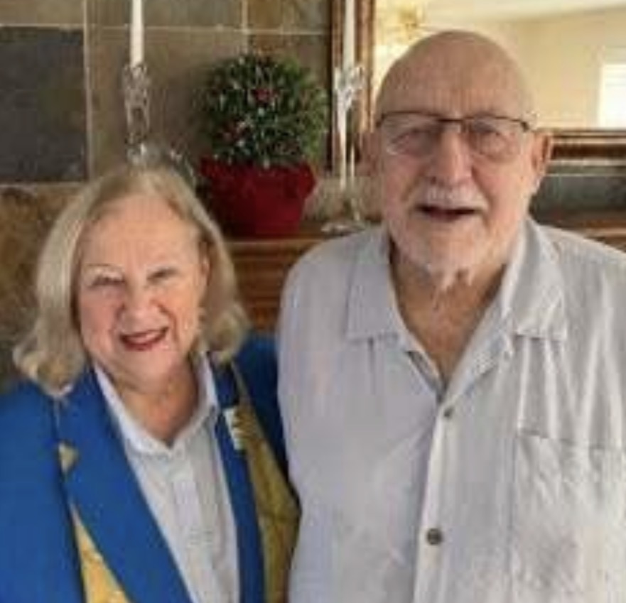 marianne and mike allen bio pic 