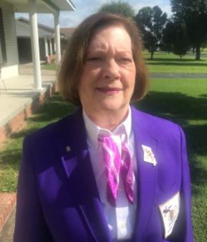 District Governor Lion Marilynn Reaves